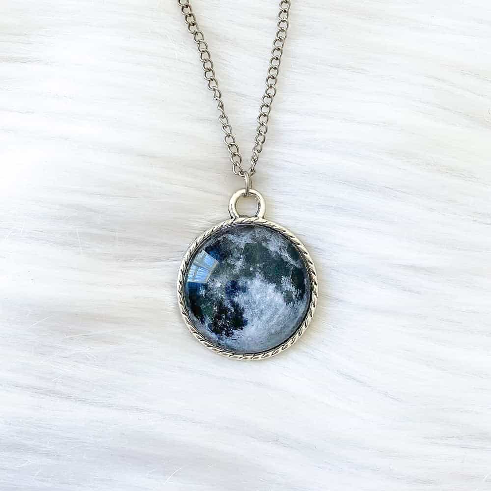 Full Moon Glass Necklace Full Moon Glass Necklace
