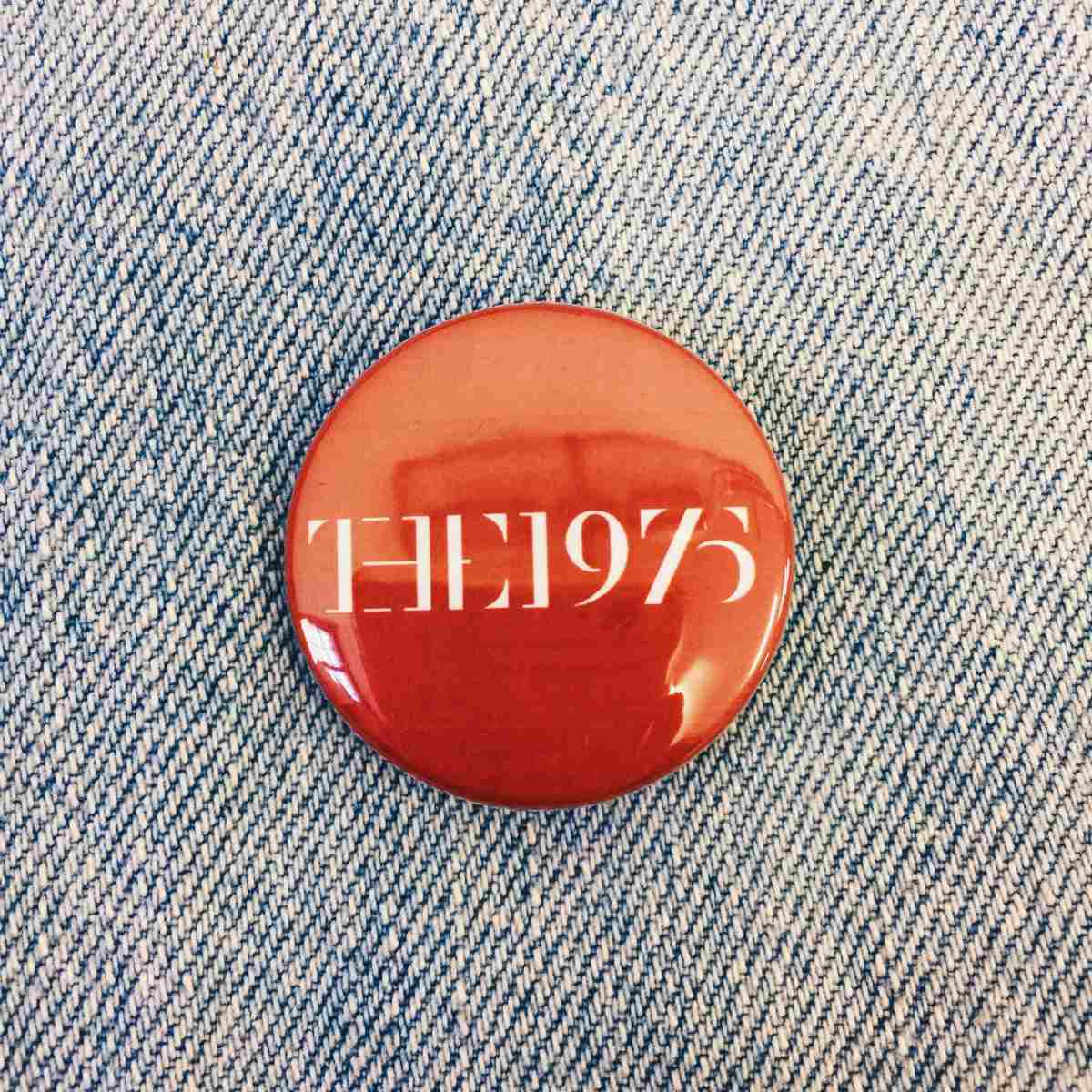The 1975 Red The 1975 Badge/Magnet - Image 1