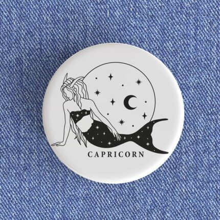 Capricorn Girl Badge/Magnet