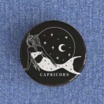 Capricorn Girl Badge/Magnet