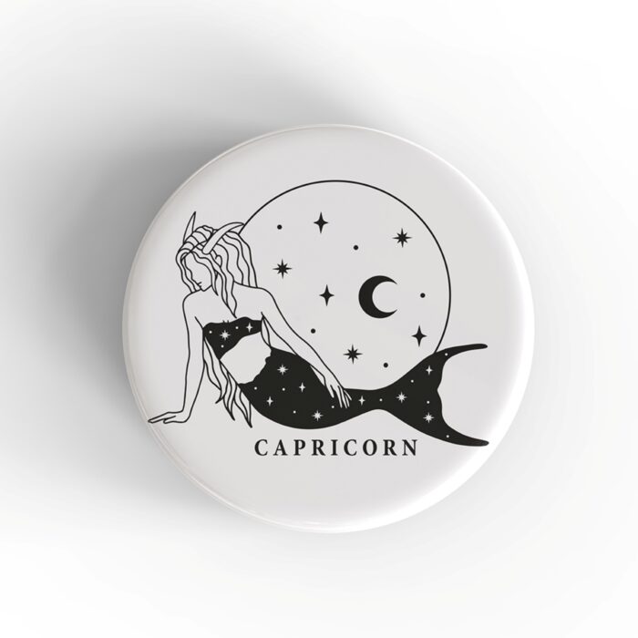 Capricorn Girl Badge/Magnet