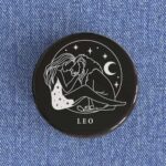 Leo Girl Badge/Magnet