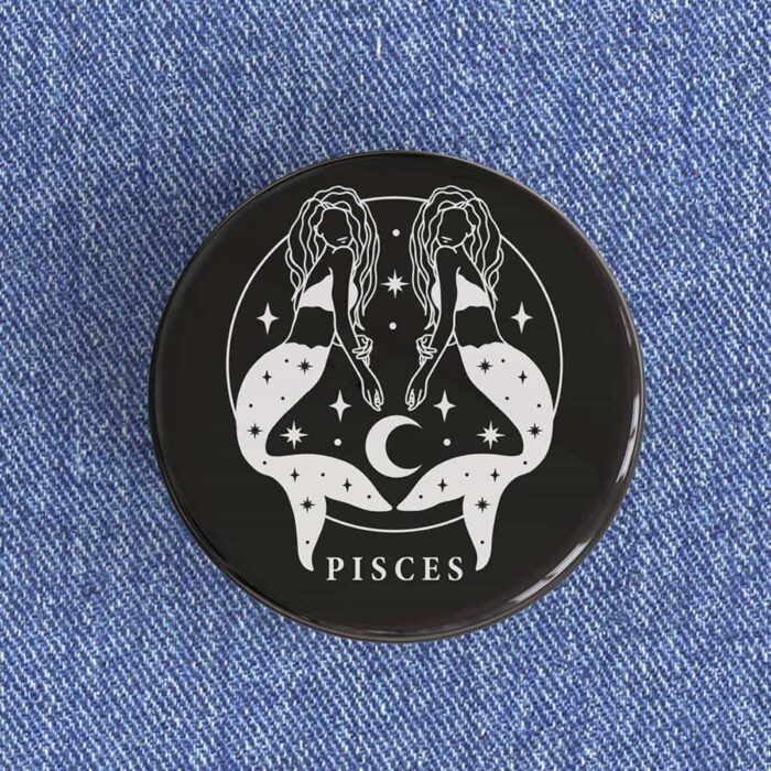 Pisces Girl Badge/Magnet