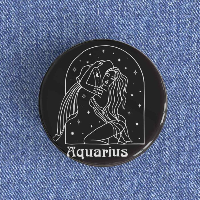 Aquarius Woman Badge/Magnet