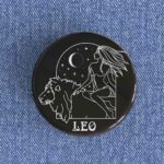 Leo Woman Badge/Magnet