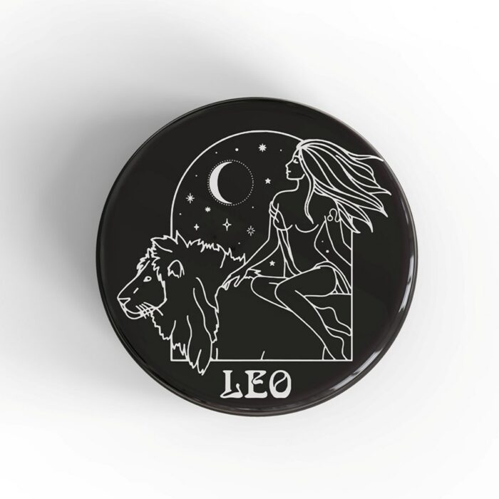 Leo Woman Badge/Magnet