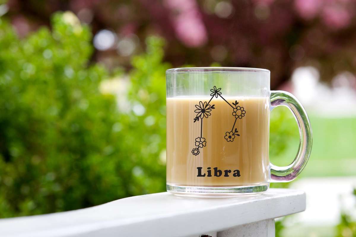 Libra Floral Glass Mug Libra Floral Glass Mug
