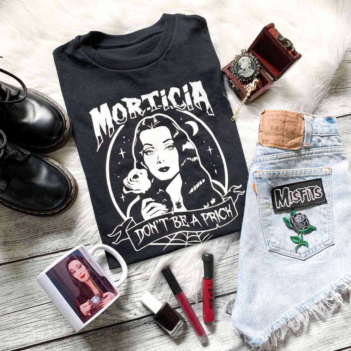 Morticia t_shirt Morticia t_shirt