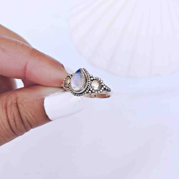 Sterling silver oval gemstone ring