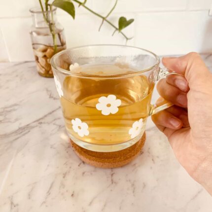 Daisy Print Glass Mug