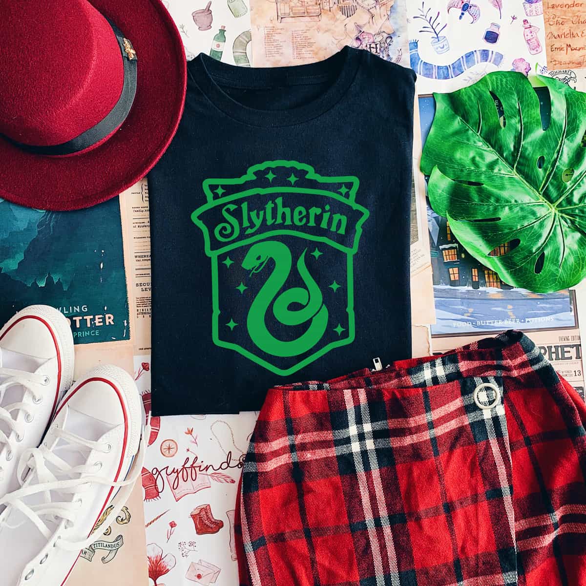 Slytherin Logo T-Shirt Slytherin Logo T-Shirt - Image 1