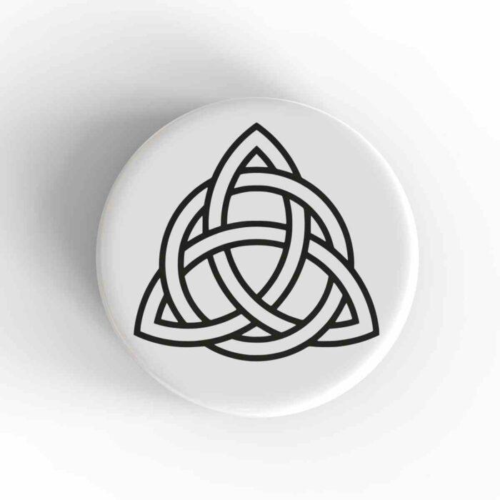 Triquetra Knot