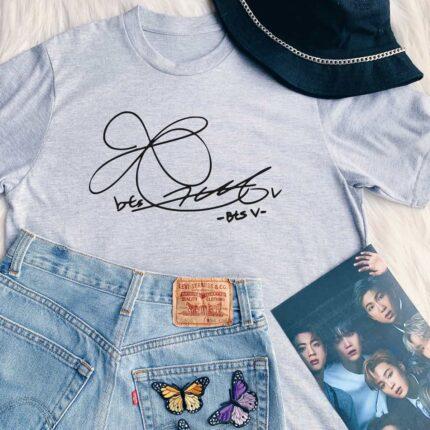 V Signature T-Shirt