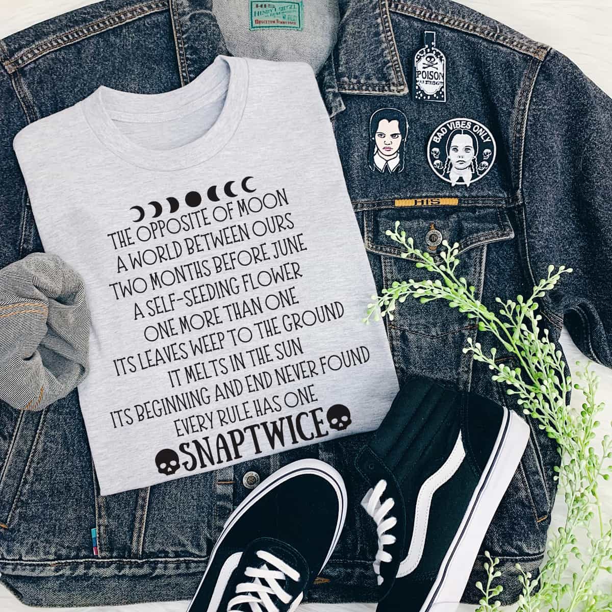 Snap Twice T-Shirt Snap Twice T-Shirt