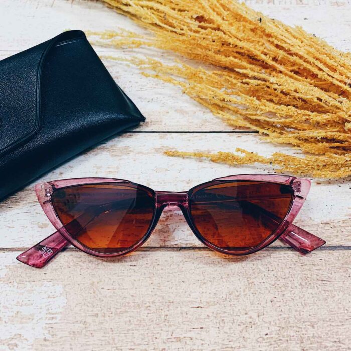 Funky Cat Eye Sunglasses - Image 3