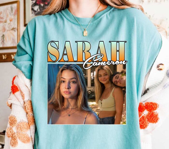 Sarah Poster T-Shirt - Nowstalgia