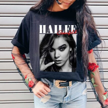 HAILEE STEINFELD T-SHIRT
